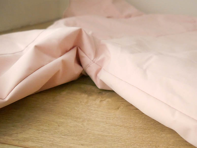 [啾團] WIWI冬天還是要又瘦又暖,下雪也不怕!第5代溫灸刷毛發熱衣,快速升溫7.2 °C