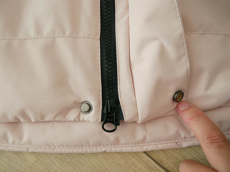 [啾團] WIWI冬天還是要又瘦又暖,下雪也不怕!第5代溫灸刷毛發熱衣,快速升溫7.2 °C