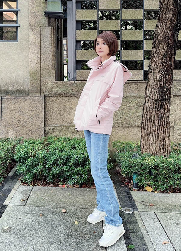 [啾團] WIWI冬天還是要又瘦又暖,下雪也不怕!第5代溫灸刷毛發熱衣,快速升溫7.2 °C