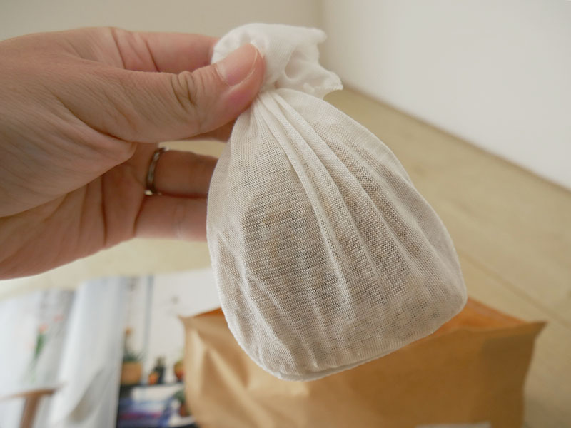 [啾團] 從小用到大.愛泡澡小孩的最愛.紐西蘭TAURUS-多功能軟式泡澡桶組+BEGGI 精油通鼻貼+星期四農場精油