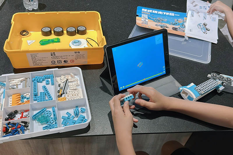 [啾團] 昌兒程式積木360合一/72合一套裝,AI時代來臨,訓練小朋友軟體硬體的應用及科學應用(內有實際使用影片)