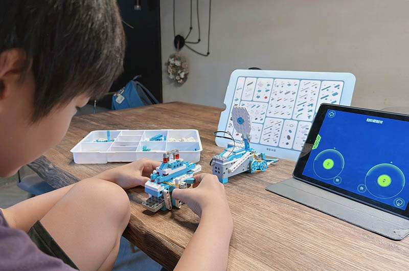 [啾團] 昌兒程式積木360合一/72合一套裝,AI時代來臨,訓練小朋友軟體硬體的應用及科學應用(內有實際使用影片)