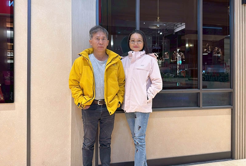 [啾團] WIWI冬天還是要又瘦又暖,下雪也不怕!溫灸刷毛發熱衣及石墨烯極暖衝鋒衣,快速升溫10 °C