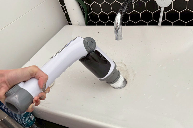 [啾團] GOOFINDS全防水電動清潔刷，不用再刷得半死，清潔也可以省力又優雅