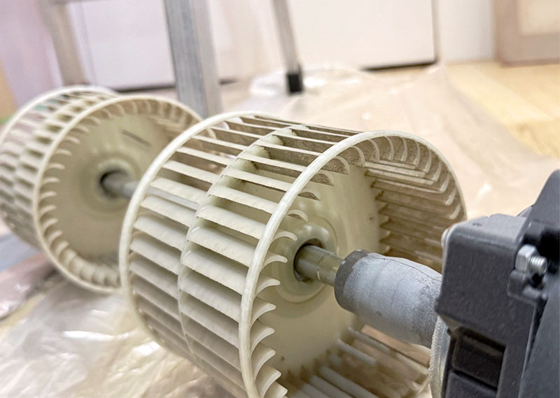 [啾團] 冷氣怪味OUT~換季必做！冷氣專業深度清洗到你家｜分離式/吊隱式 – 東昇空調