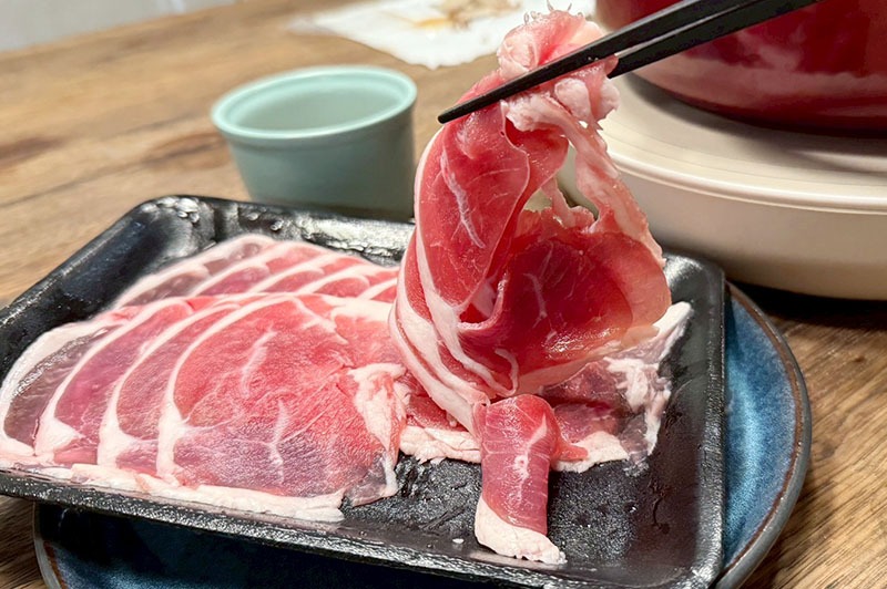 [啾團] 連孩子都搶著喝湯！湯頭一喝上癮！北港紅燒羊肉爐-爐憶羊肉爐真的太犯規了