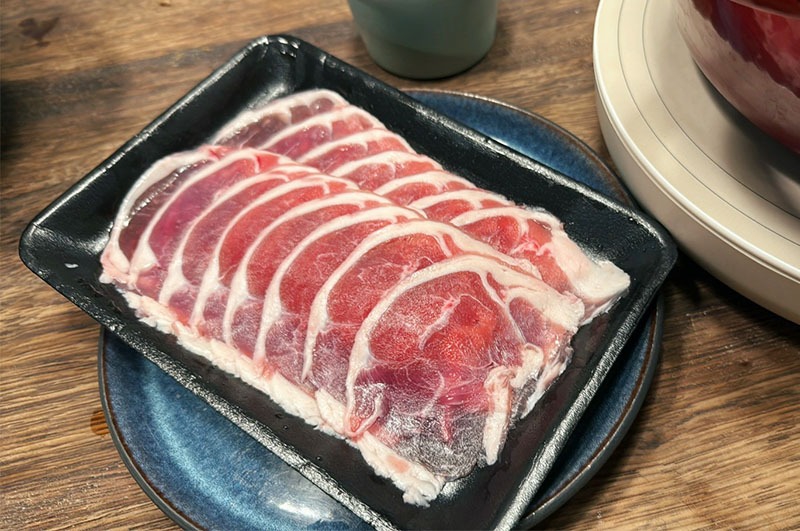 [啾團] 連孩子都搶著喝湯！湯頭一喝上癮！北港紅燒羊肉爐-爐憶羊肉爐真的太犯規了