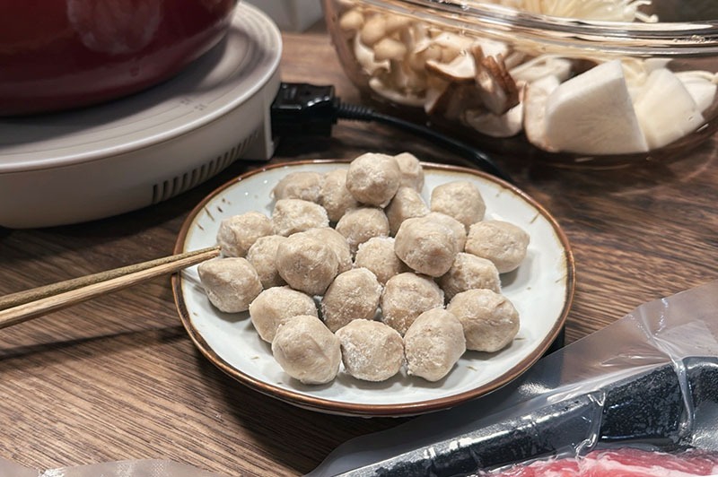 [啾團] 連孩子都搶著喝湯！湯頭一喝上癮！北港紅燒羊肉爐-爐憶羊肉爐真的太犯規了