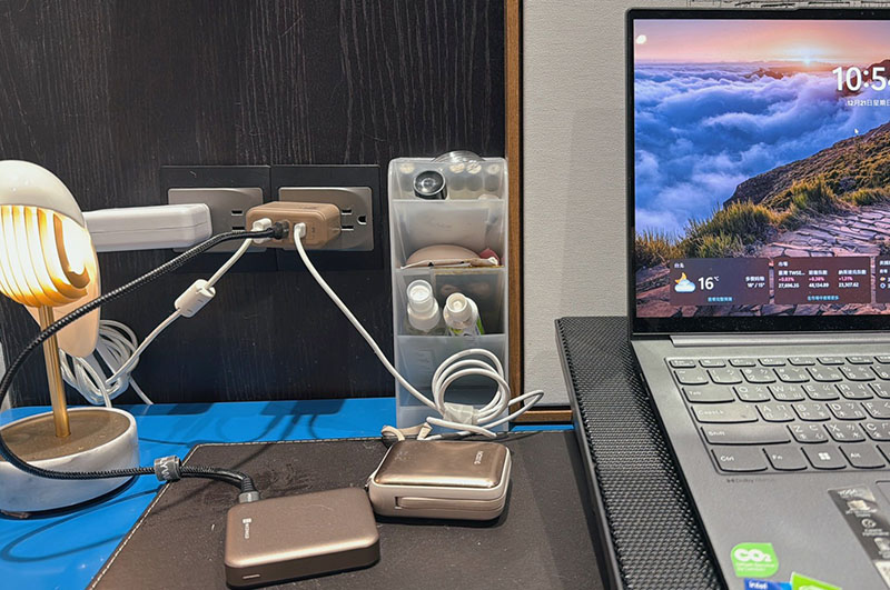 [啾團] 不只實用，還要好看，終於找到不想藏起來的延長線｜+886 極野家最美質感延長線