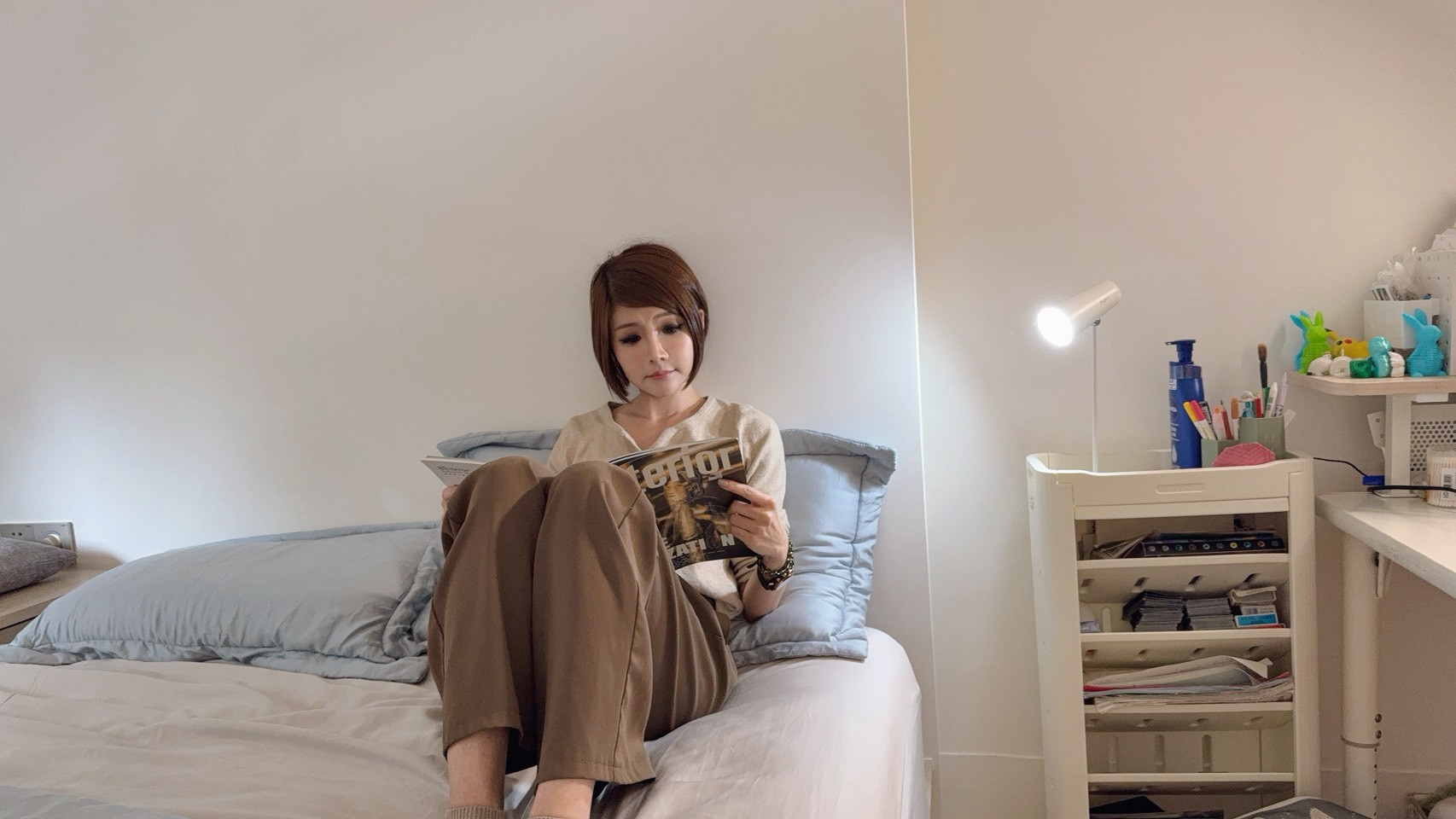 [啾團] 點亮家中的質感角落！FUNY夕陽氛圍創意LED檯燈，一秒切換浪漫日落與專注時刻