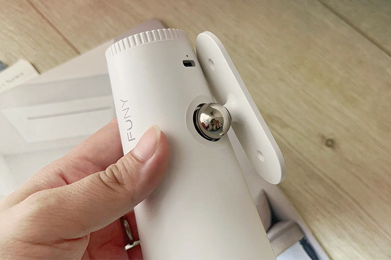 [啾團] 點亮家中的質感角落！FUNY夕陽氛圍創意LED檯燈，一秒切換浪漫日落與專注時刻