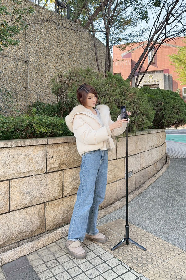 [啾團] 不用再當藏鏡人！質感機能兼具的拍攝神隊友JC TECH. SMART-X PRO 全方位磁吸腳架