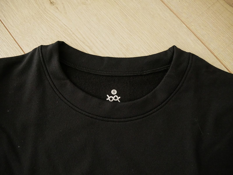 [啾團] 霸王級寒流我不怕！❄️ 一件抵兩件！秘密武器是它WIWI-墨金極燃暖絨發熱衣