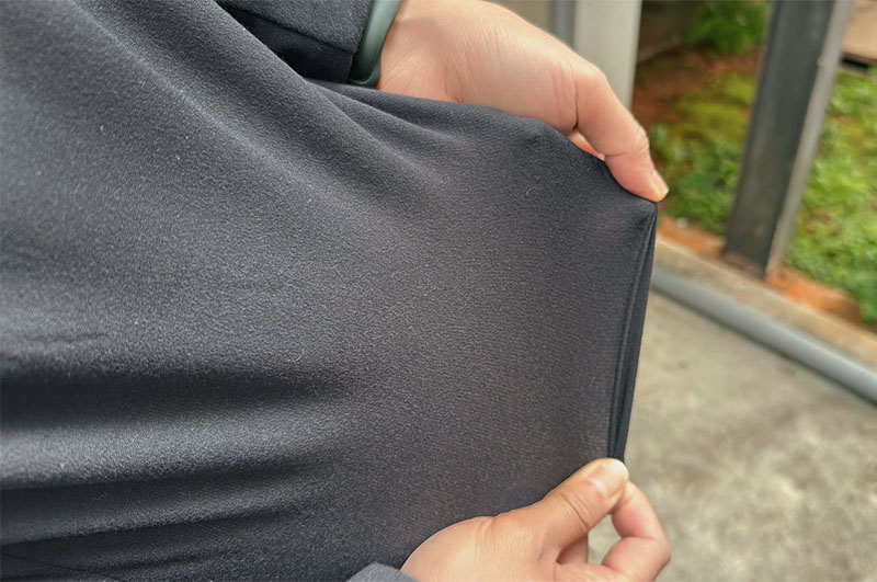 [啾團] 霸王級寒流我不怕！❄️ 一件抵兩件！秘密武器是它WIWI-墨金極燃暖絨發熱衣