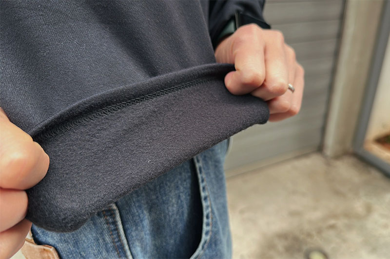 [啾團] 霸王級寒流我不怕！❄️ 一件抵兩件！秘密武器是它WIWI-墨金極燃暖絨發熱衣