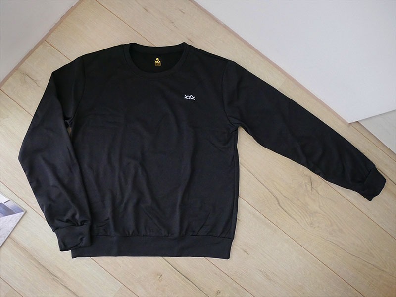 [啾團] 霸王級寒流我不怕！❄️ 一件抵兩件！秘密武器是它WIWI-墨金極燃暖絨發熱衣