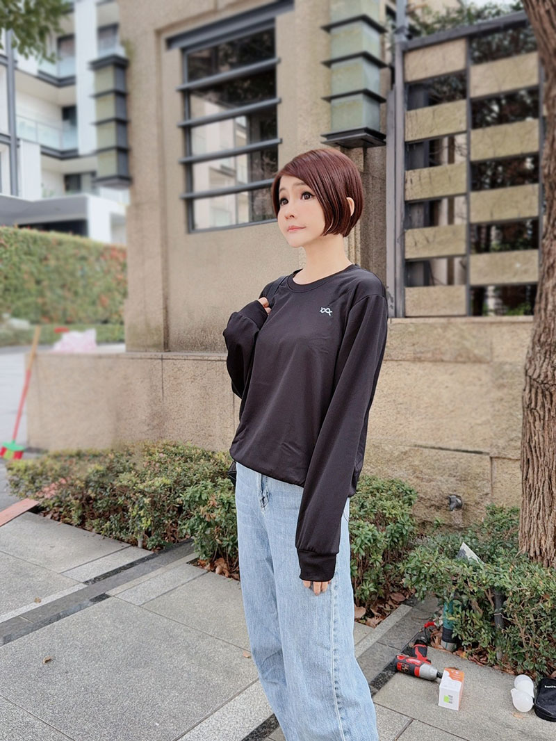 [啾團] 霸王級寒流我不怕！❄️ 一件抵兩件！秘密武器是它WIWI-墨金極燃暖絨發熱衣