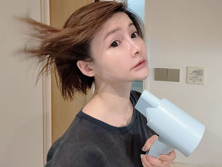 [啾團] 德國Bianco AURA國際全電壓高速負離子吹風機,出國終於不用再將就！不到2000元的「全電壓高速吹風機」實測直接勝過萬元款