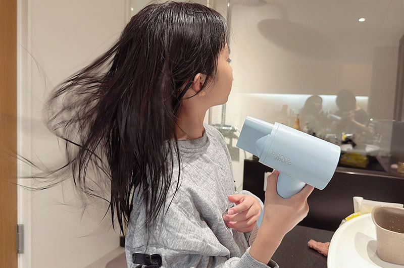 [啾團] 德國Bianco AURA國際全電壓高速負離子吹風機,出國終於不用再將就！不到2000元的「全電壓高速吹風機」實測直接勝過萬元款