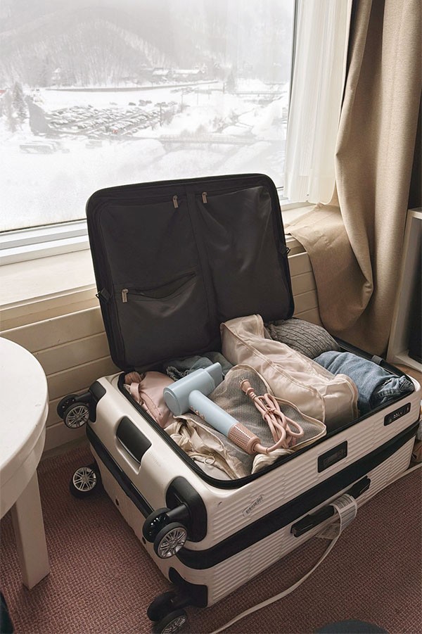 [啾團] 德國Bianco AURA國際全電壓高速負離子吹風機,出國終於不用再將就！不到2000元的「全電壓高速吹風機」實測直接勝過萬元款