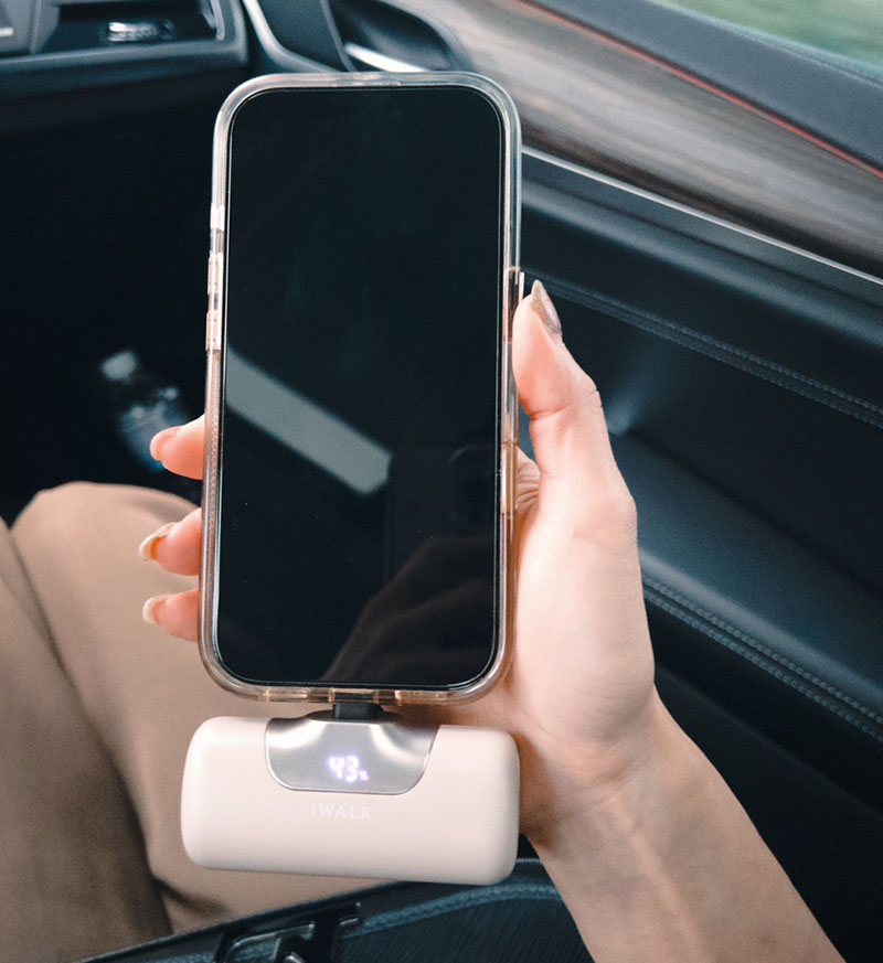 [啾團]iWalk六代口袋行動電源,不被線干擾跟束縛的超輕巧行動電源(加開快充頭/充電線/GUXON巧方塊雙線行動電源)